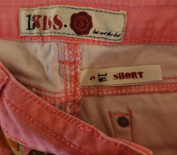 Kiss Pink Floral Jean Shorts - Picture 3 of 3